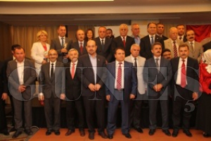 11. İpekyolu Yılın Altın Adamları ödül töreni yapıldı 11. İpekyolu Yılın Altın Adamları ödül töreni yapıldı