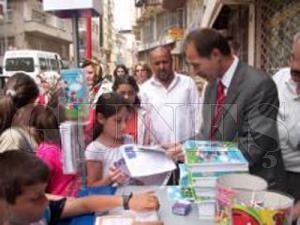 İŞ BANK' IN KARNE HEDİYESİ 1 MİLYON KİTAP İŞ BANK' IN KARNE HEDİYESİ 1 MİLYON KİTAP