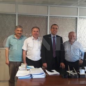 BAŞKAN ÜVEDİ HEMŞERİLERİYLE HASRET GİDERDİ BAŞKAN ÜVEDİ HEMŞERİLERİYLE HASRET GİDERDİ