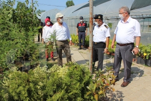 Kaymakam Ömer Lütfi Yaran, Çiftçi Eğitim ve üretim merkezini ziyaret etti Kaymakam Ömer Lütfi Yaran, Çiftçi Eğitim ve üretim merkezini ziyaret etti