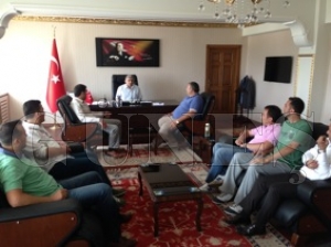 Fatsa Belediyespor Ynetimi Kaymakam Atmaca'yi ziyaret etti
