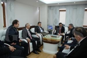 YEN MAKAMA LK ZYARET VAL'DEN