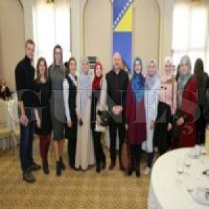 Metin Gündoğdu “Sizler Bize Emanetsiniz” Metin Gündoğdu “Sizler Bize Emanetsiniz”