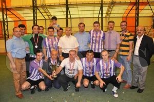 Kurumlar Arası Futbol Turnuvasında Yalıköy İlköğretim Şampiyon Oldu Kurumlar Arası Futbol Turnuvasında Yalıköy İlköğretim Şampiyon Oldu
