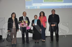 an anne Babas olmak konulu konferans Gerekleti