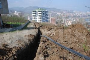 MANDIRA CADDESİNE İÇME SUYU DÖŞENİYOR MANDIRA CADDESİNE İÇME SUYU DÖŞENİYOR