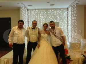 Özlem İle Volkan’a Mutluluklar Özlem İle Volkan’a Mutluluklar