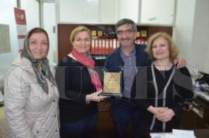YARDIM SEVENLERDEN GAZETEMZE PLAKET