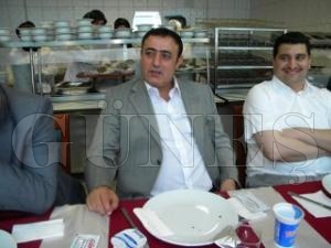 MAHMUT TUNCER'E B�Y�K �LG�