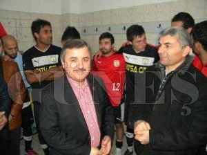Bakan Anlayandan Fatsa Belediyesporlu Futbolculara Prim Jesti
