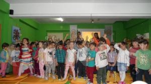 POLİSLER MİNİKLERLE BULUŞTU POLİSLER MİNİKLERLE BULUŞTU
