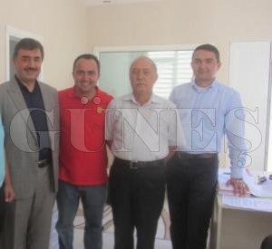 HAMARAT SEDİR KİMYA’YI ZİYARET ETTİ HAMARAT SEDİR KİMYA’YI ZİYARET ETTİ