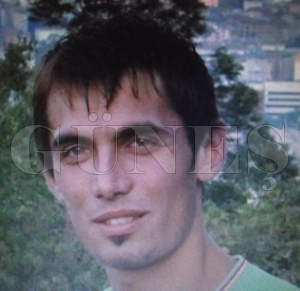 MERDİVENDEN DÜŞEREK HAYATINI KAYBETTİ MERDİVENDEN DÜŞEREK HAYATINI KAYBETTİ