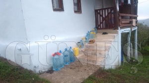 Karadeniz’in turizm köyünde 1 aydır sular akmıyor: Köylüler isyanda! Karadeniz’in turizm köyünde 1 aydır sular akmıyor: Köylüler isyanda!