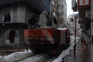FATSA BELEDYES TUZLAMA ALIMALARI YAPIYOR