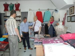 BAŞKAN ANLAYAN ESNAF İLE İSTİŞARE YAPTI BAŞKAN ANLAYAN ESNAF İLE İSTİŞARE YAPTI