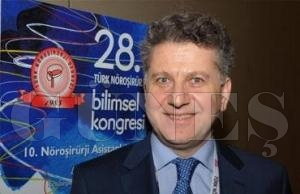 Yüzyılın beyin cerrahı artık Türkiye'de Yüzyılın beyin cerrahı artık Türkiye'de