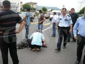OTOMOBLN ARPTII YAYA YARALANDI