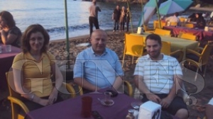 Dr. Derya ve Vaner Köksal çifti Fatsa’ya gelerek hasret giderdi Dr. Derya ve Vaner Köksal çifti Fatsa’ya gelerek hasret giderdi