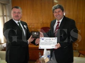 GELİR VE KURUMLAR VERGİSİ REKORTMENLERi ÖDÜLLENDİRİLDİ GELİR VE KURUMLAR VERGİSİ REKORTMENLERi ÖDÜLLENDİRİLDİ
