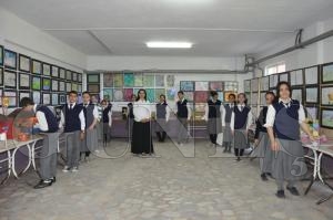 ÖĞRENCİLER HAYALLERİNİ SERGİLEDİLER ÖĞRENCİLER HAYALLERİNİ SERGİLEDİLER