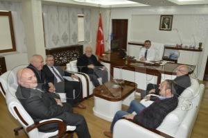 BAŞKAN ANLAYAN'A HAYIRLI OLSUN ZİYARETLERİ SÜRÜYOR BAŞKAN ANLAYAN'A HAYIRLI OLSUN ZİYARETLERİ SÜRÜYOR
