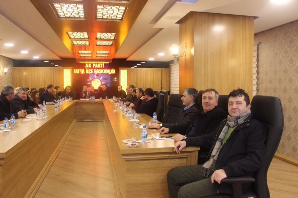 AK Partili eski başkanlardan birlik mesajı