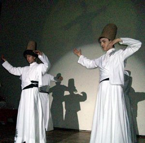 SEMAZEN GÖSTERİLERİ BEĞENİ İLE İZLENDİ