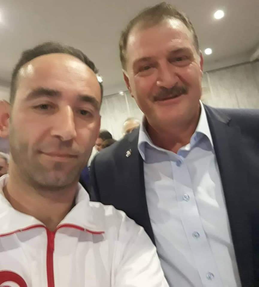 Seminere katılıp belgelerini aldılar