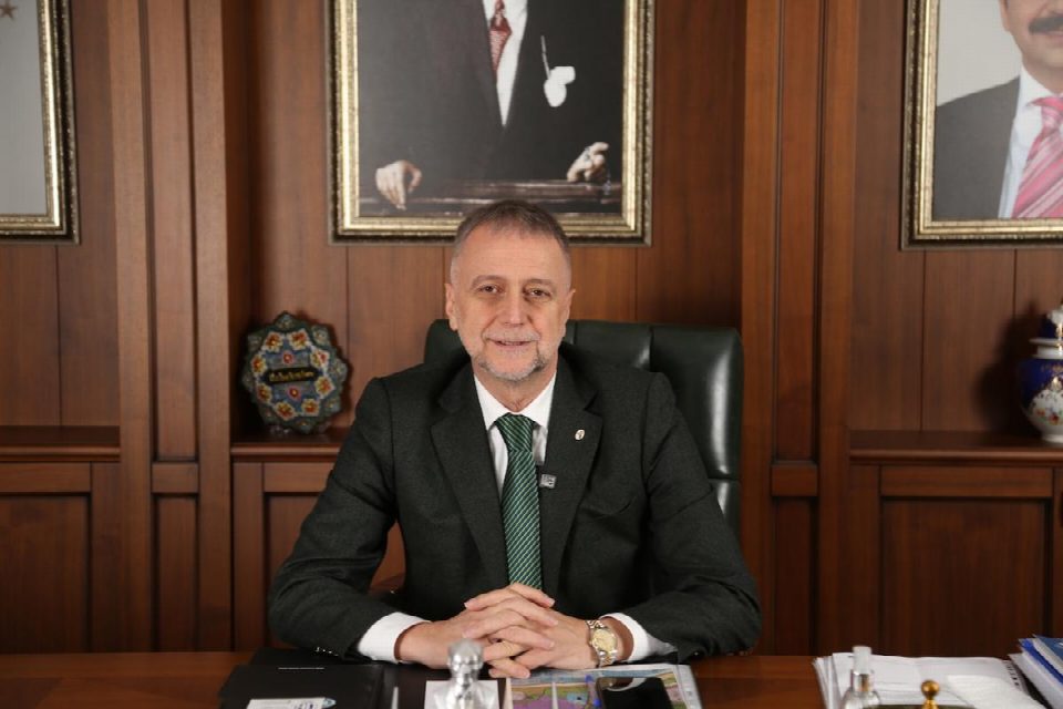(OTSO) başkanı Karlıbel “Faiz indirimi ticari kredilere de yansımalıdır”