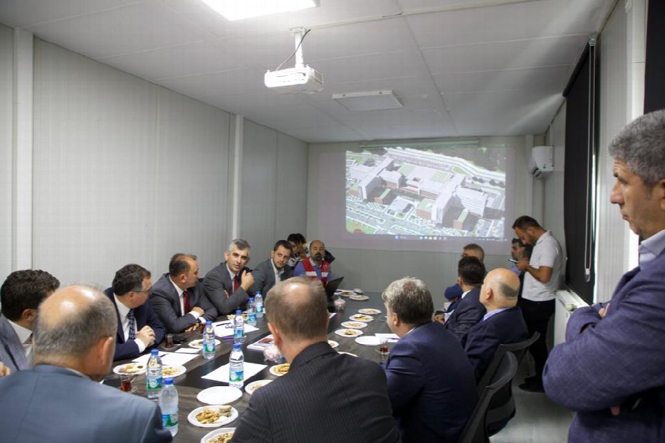 Şehir Hastanesi koordinasyon ve eşgüdüm toplantısı yapıldı