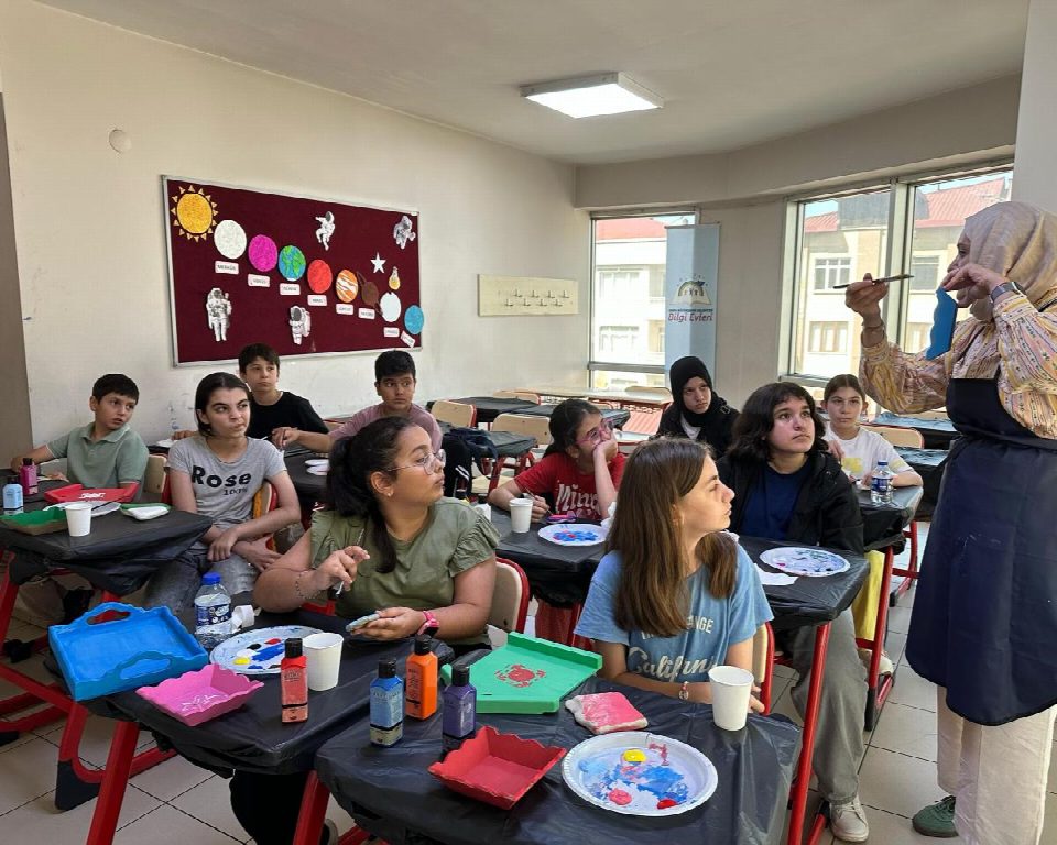 Bilgi Evleri’nde ücretsiz yaz etkinlikleri başladı