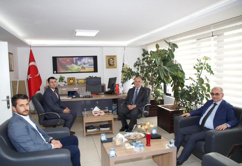 Vali Erol, iade-i ziyaretlerini sürdürüyor...