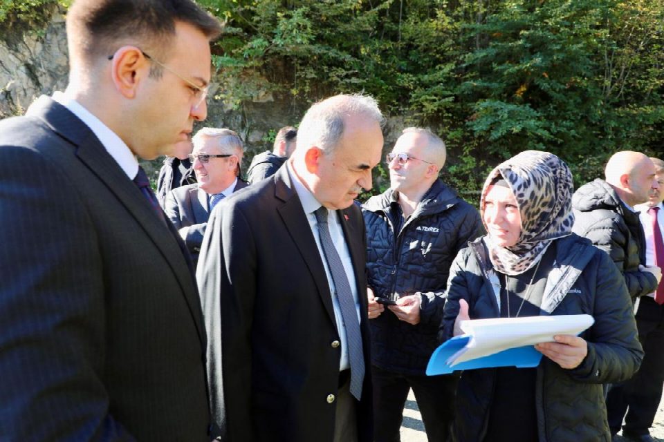 Vali Erol, Çed başvurularını yerinde değerlendirmeye devam ediyor