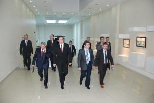 KÜLTÜR SARAYI 1 GÜNDE 2 VALİYİ AĞIRLADI