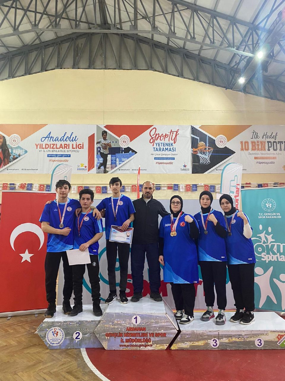 Bilek güreşinde Ordu’ya 38 madalya