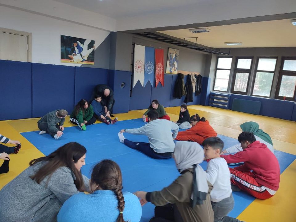 OBB KIŞA HAZIR... EN UZUN KIRSAL YOL AĞINDA KARLA MÜCADELE ÇALIŞMALARI BAŞLADI