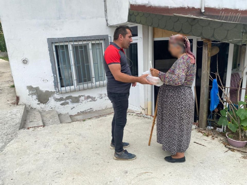 Sıcak bir yemeğin ardında sevgi ve emek var
