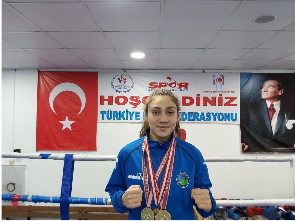 Büyükşehirin altın kızından bir madalya daha