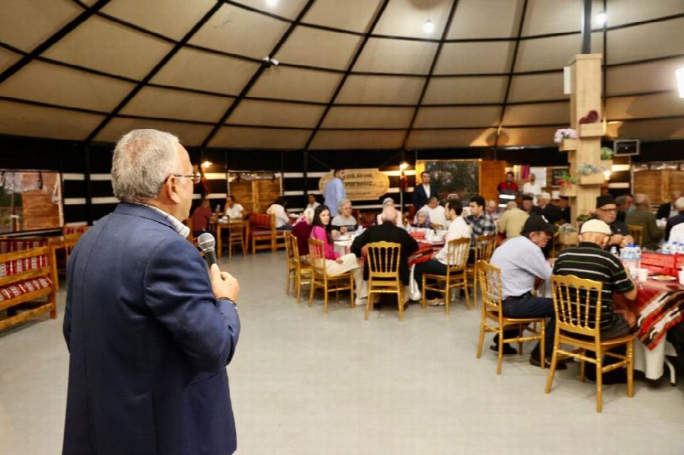 Büyükşehir yaşlıları unutmadı