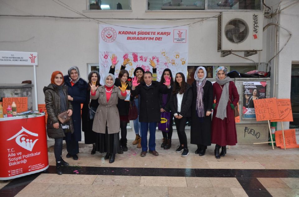 Kadına Şiddete Karşı Buradayım de” etkinliği