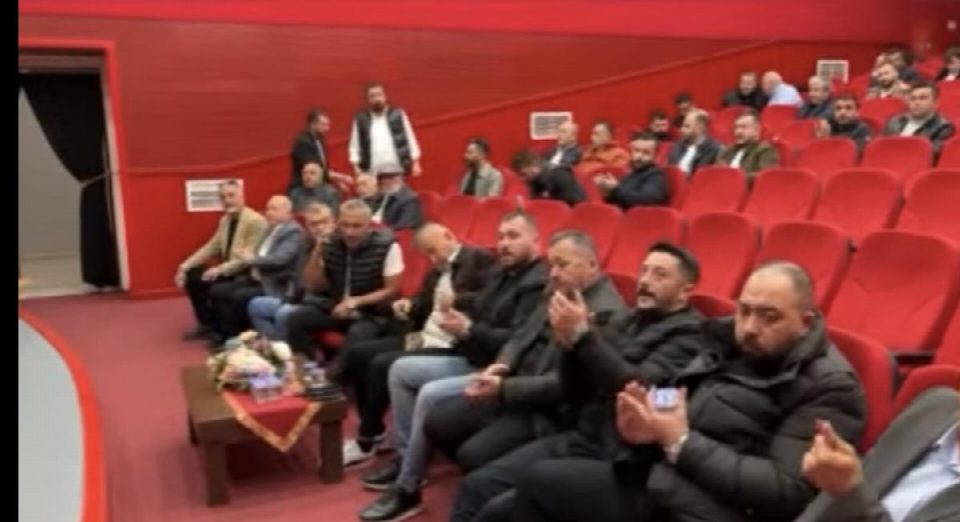Hikmet Zerey yeniden başkan!