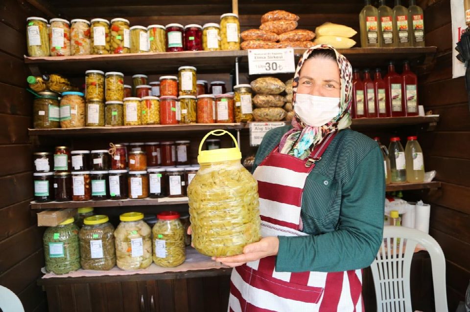 Kadınlar hem öğrenecek hem para kazanacak