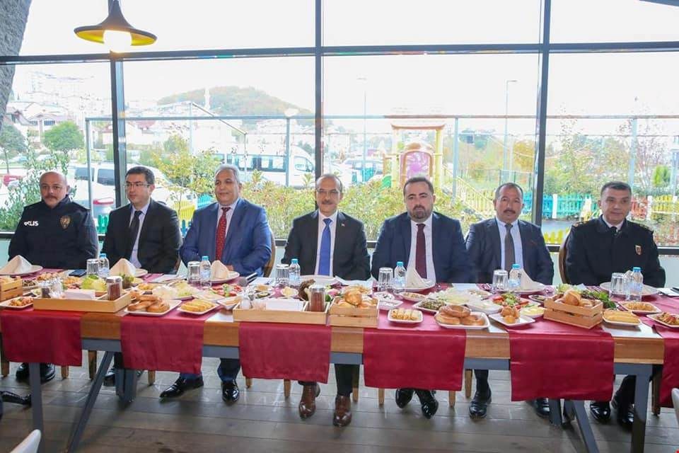 Vali Yavuz, Fatsalı Muhtarlarla Bir araya geldi