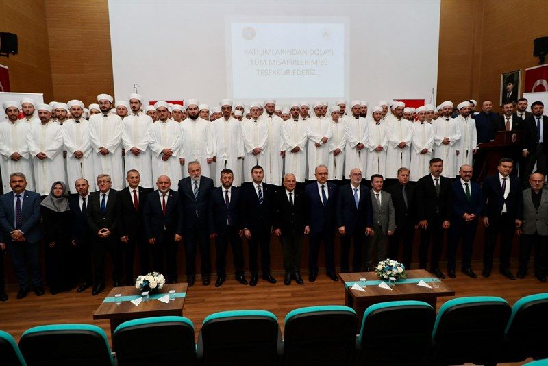 Aday din görevlileri mezuniyet programı gerçekleştirildi
