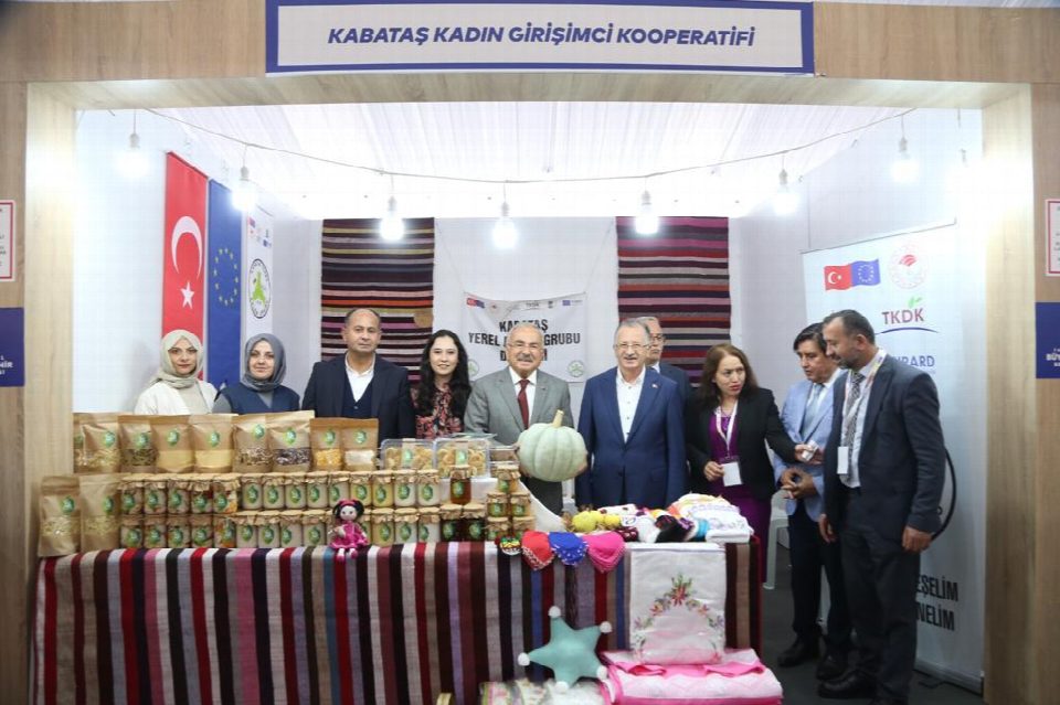 İstanbul’da yaşayan Ordululardan başkan Güler’e sevgi seli