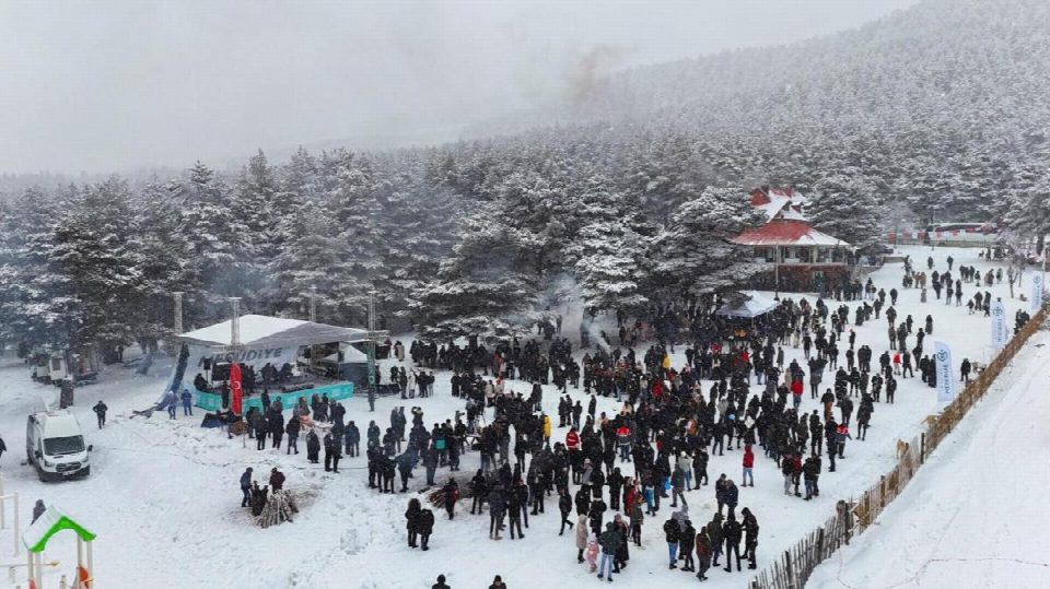 Keyfalan yaylasında renkli festival... Vatandaşlar 8. kış festivali kapsamında unutulmaz bir hafta sonu geçirdi