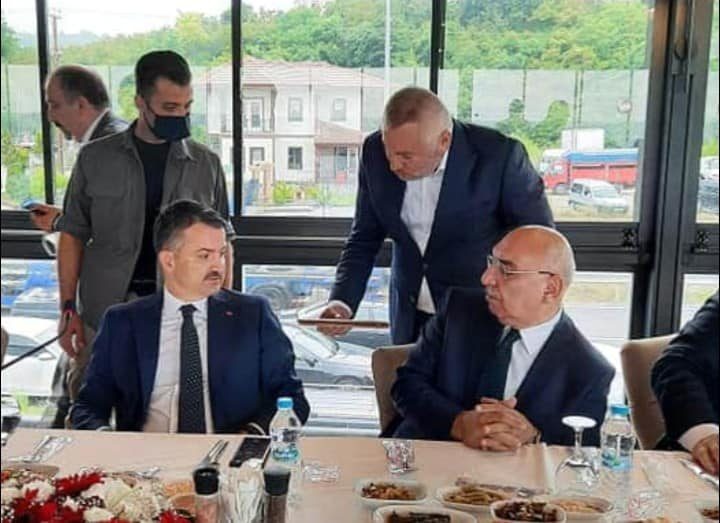 FATBO başkanı Ali Feyzi bakan Pakdemirli'ye "Fındık raporu" sundu