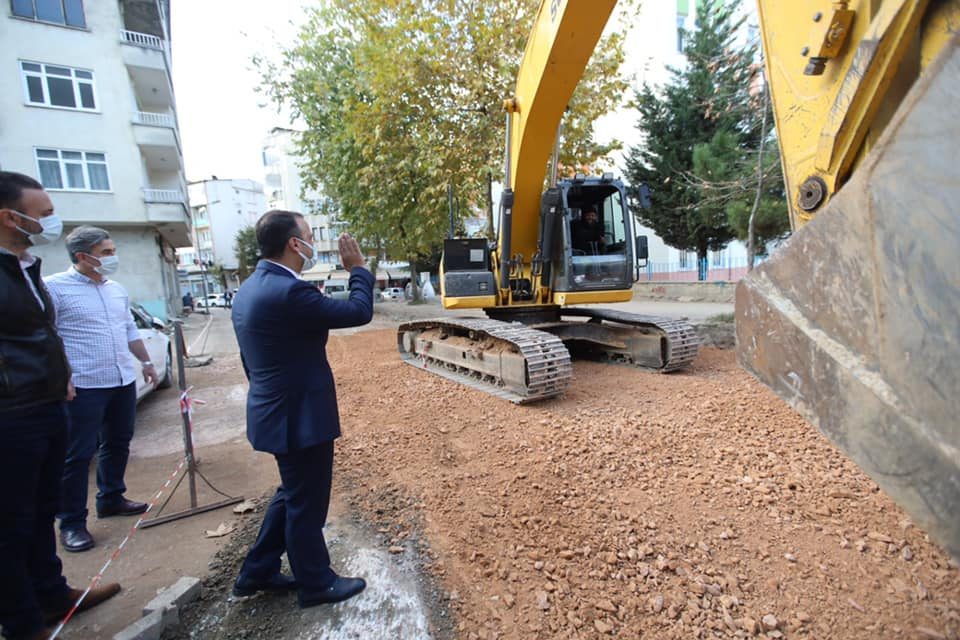 Sevgi caddesi, modern görünüme kavuşuyor