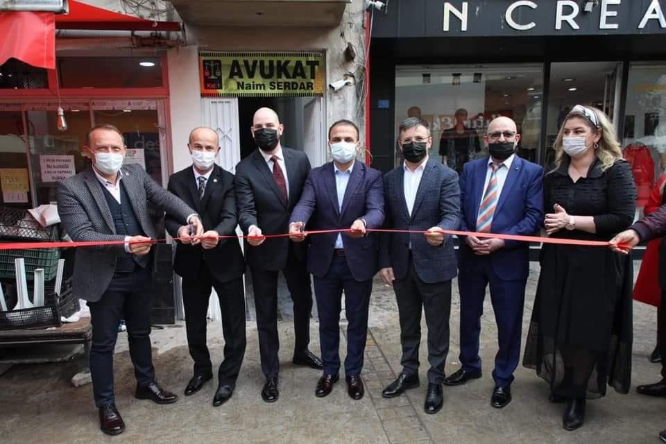 Av. Naim Serdar hukuk bürosunu açtı